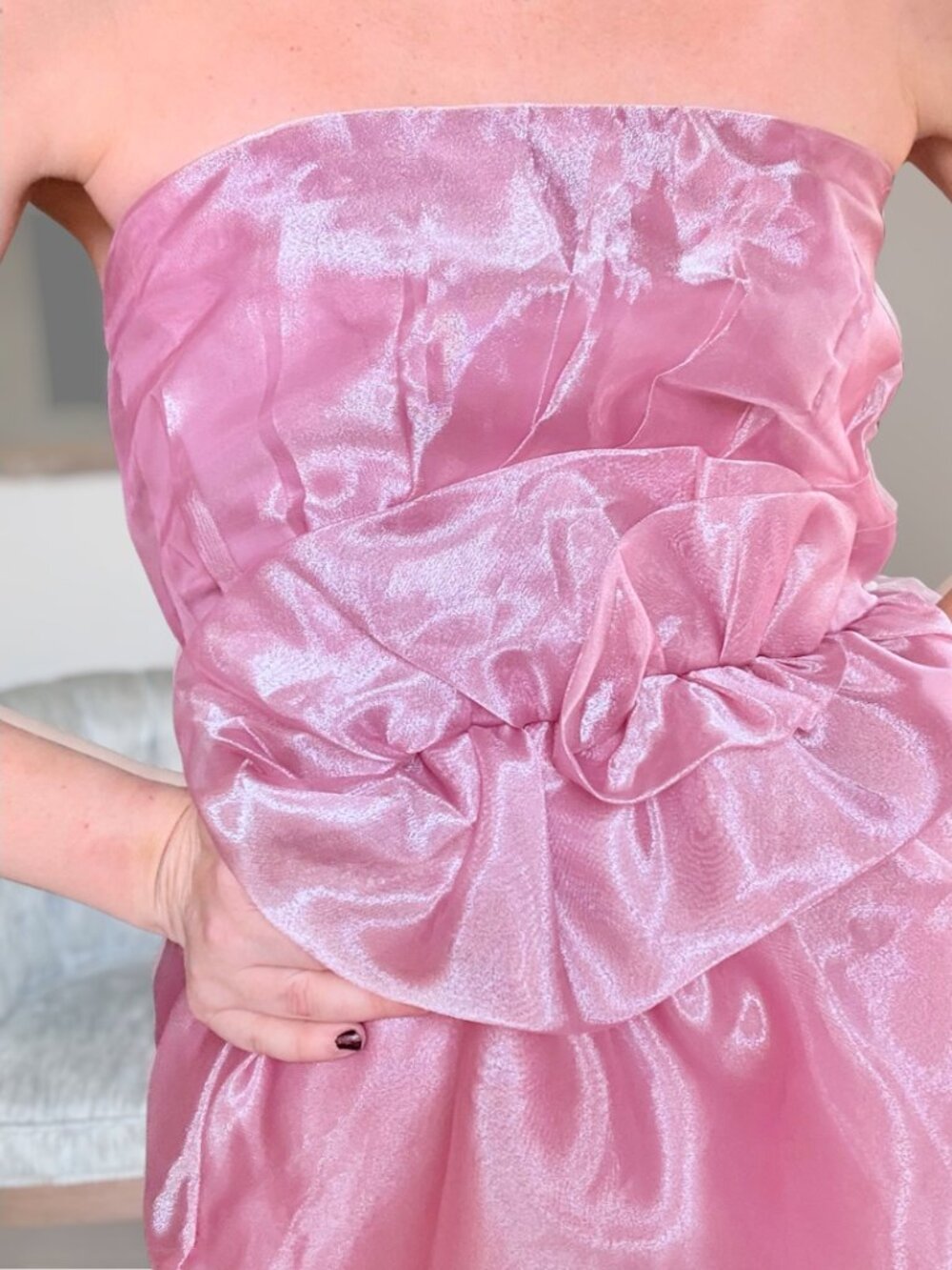 Vintage Pink Metallic Strapless Sculptural Y2K Prom Dress 2 Coquette Balletcore